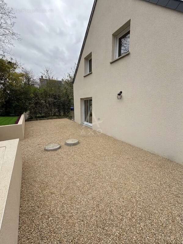 Maison à SECQUEVILLE-EN-BESSIN