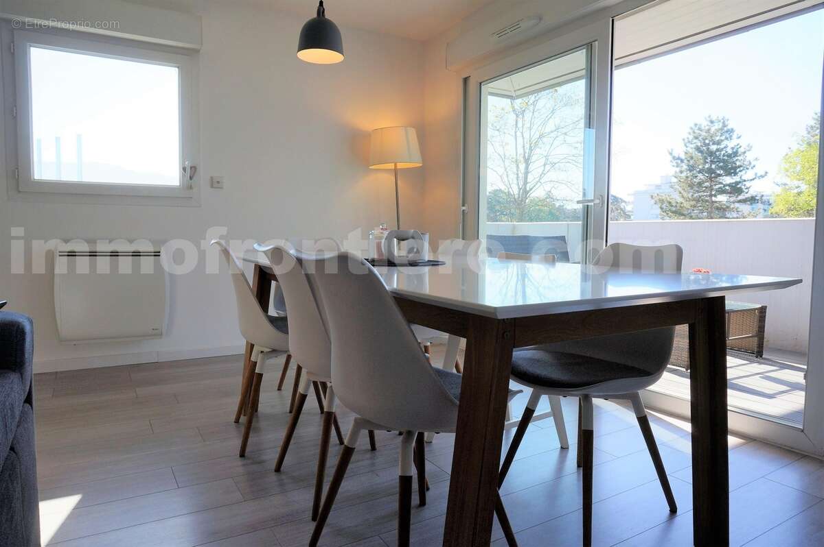 T5 Duplex à Ambilly - Appartement à AMBILLY