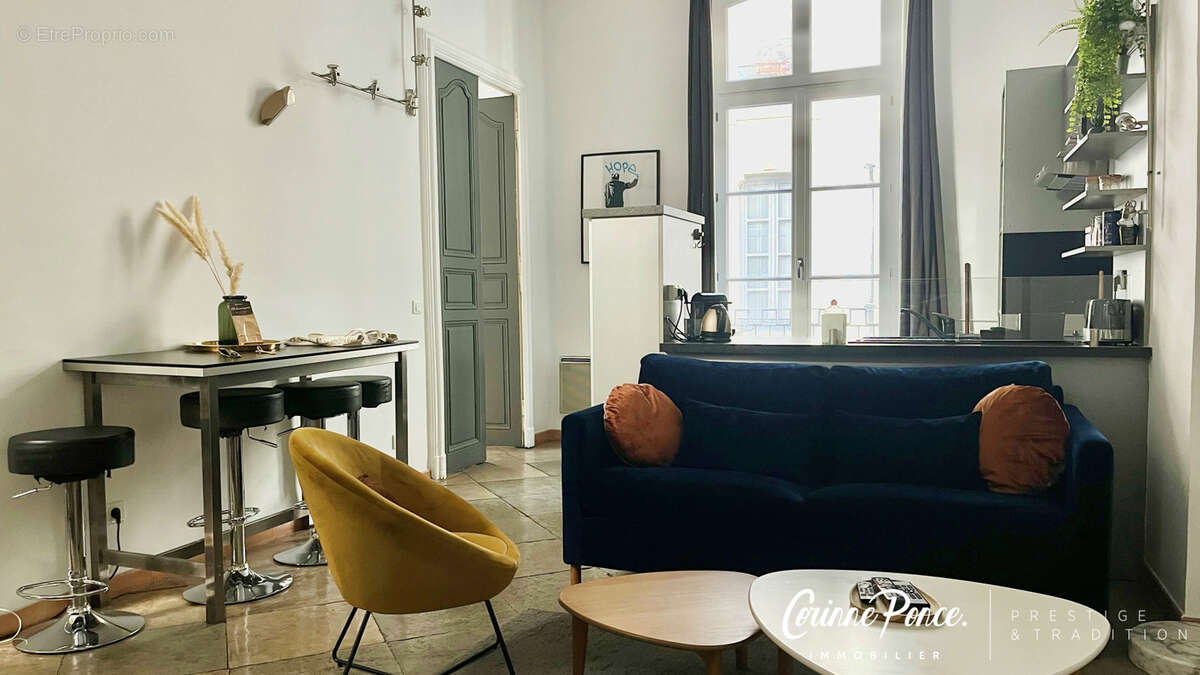 Appartement à NIMES