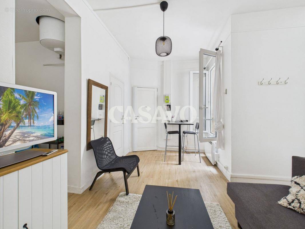 Appartement à PARIS-7E