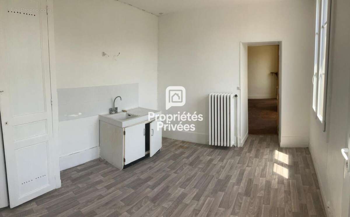 Septeuil centre, gros potentiel ! - photo 3