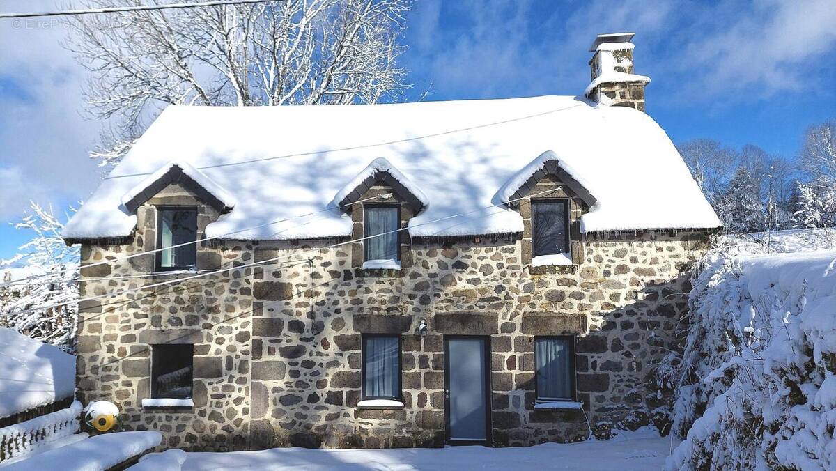 Maison à SAINT-MARTIN-VALMEROUX