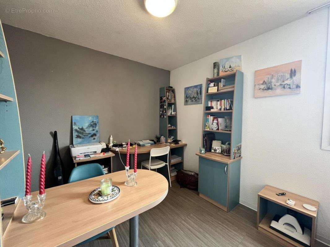 Appartement F1 - photo 5