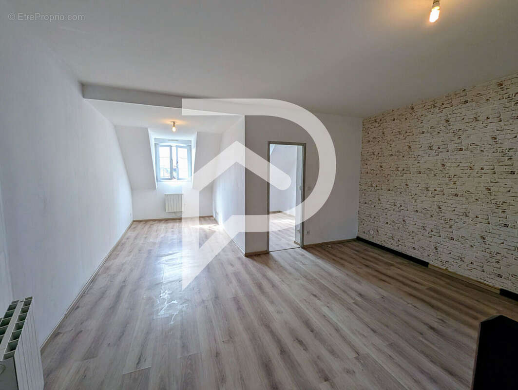 Appartement à MERU