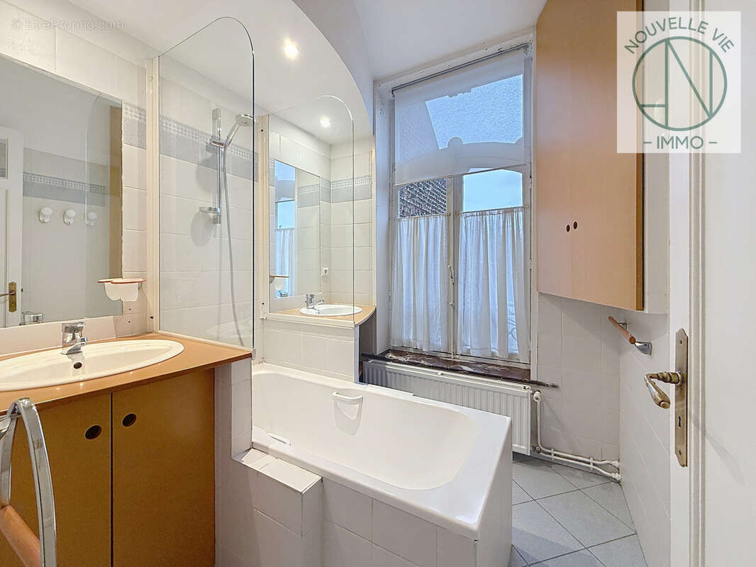 Maison à LA MADELEINE