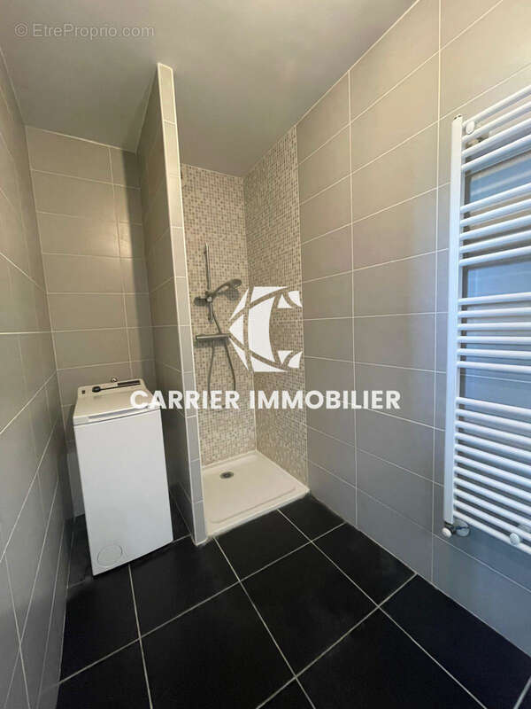 Appartement à TASSIN-LA-DEMI-LUNE