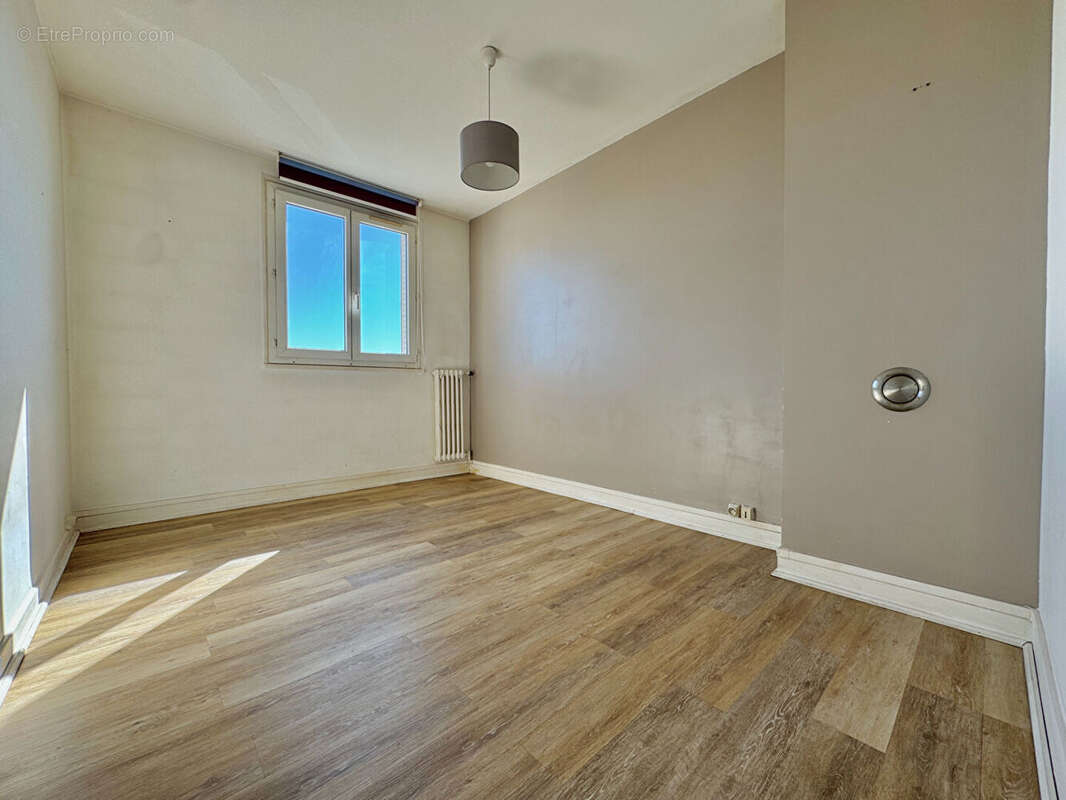 Appartement à TALANT