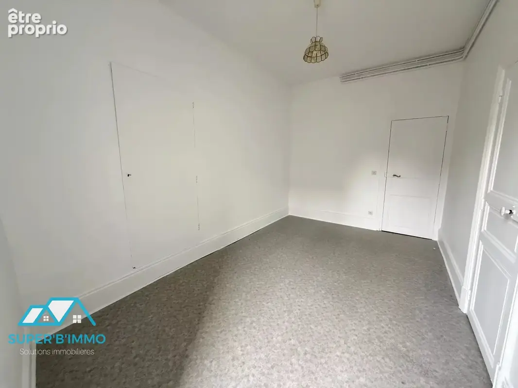Appartement t4- 112m² - photo 10