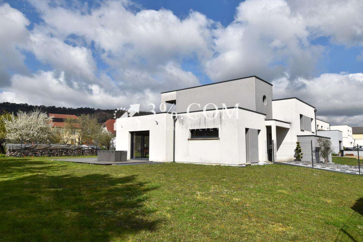 Maison à BRULEY