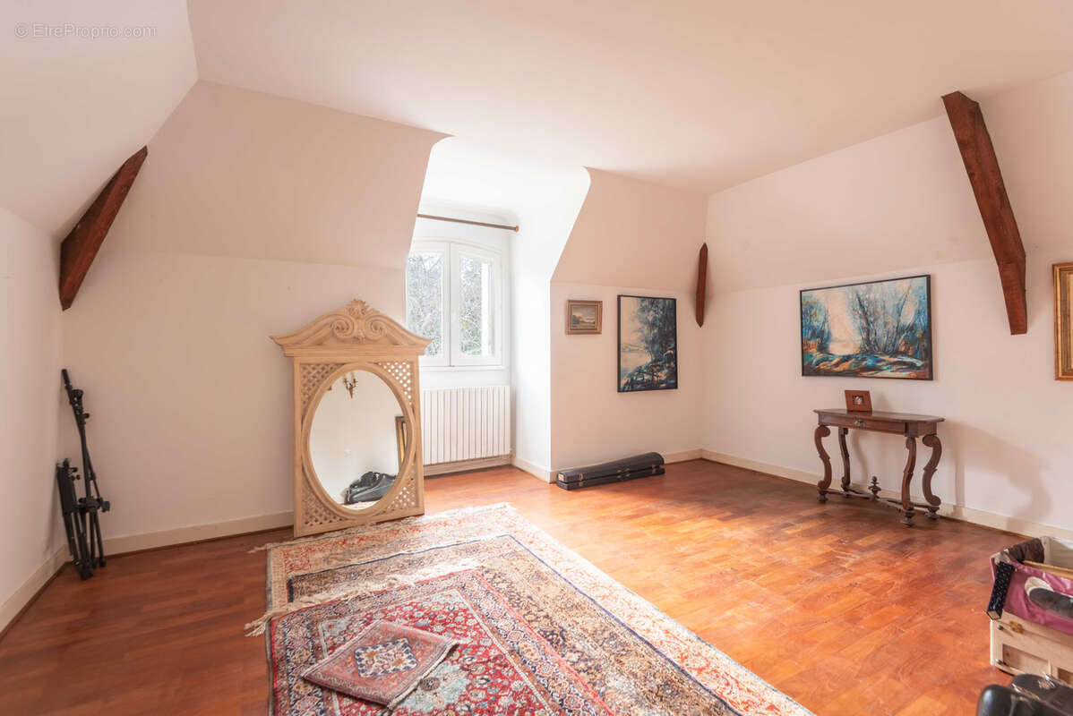 Maison à LATRESNE