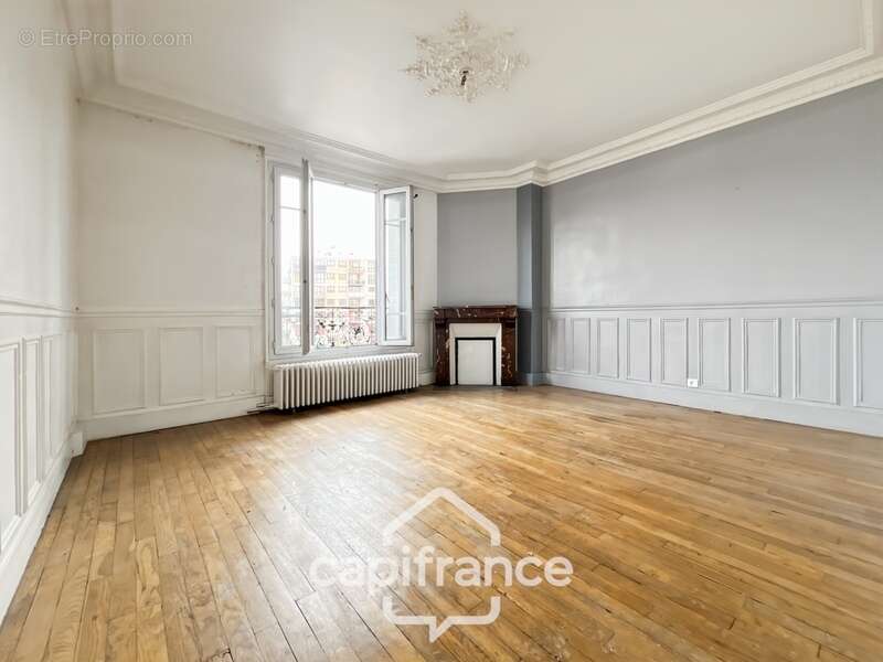 Appartement à FONTENAY-SOUS-BOIS