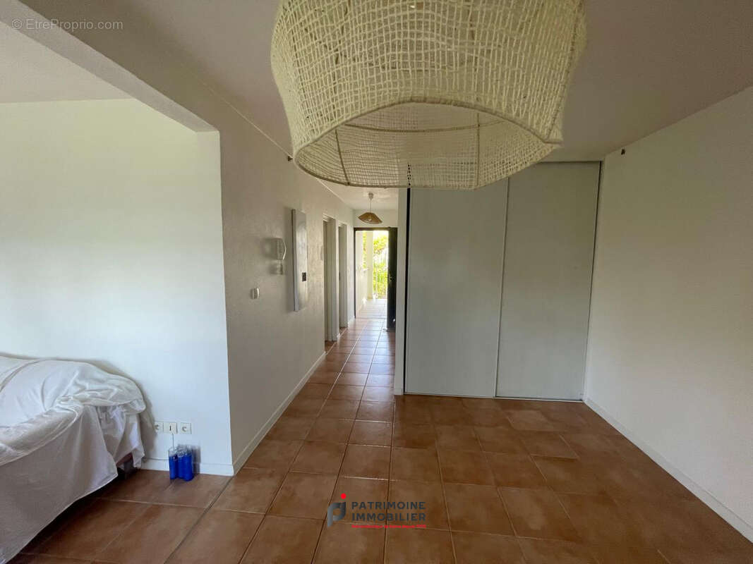 Appartement à LE GOSIER