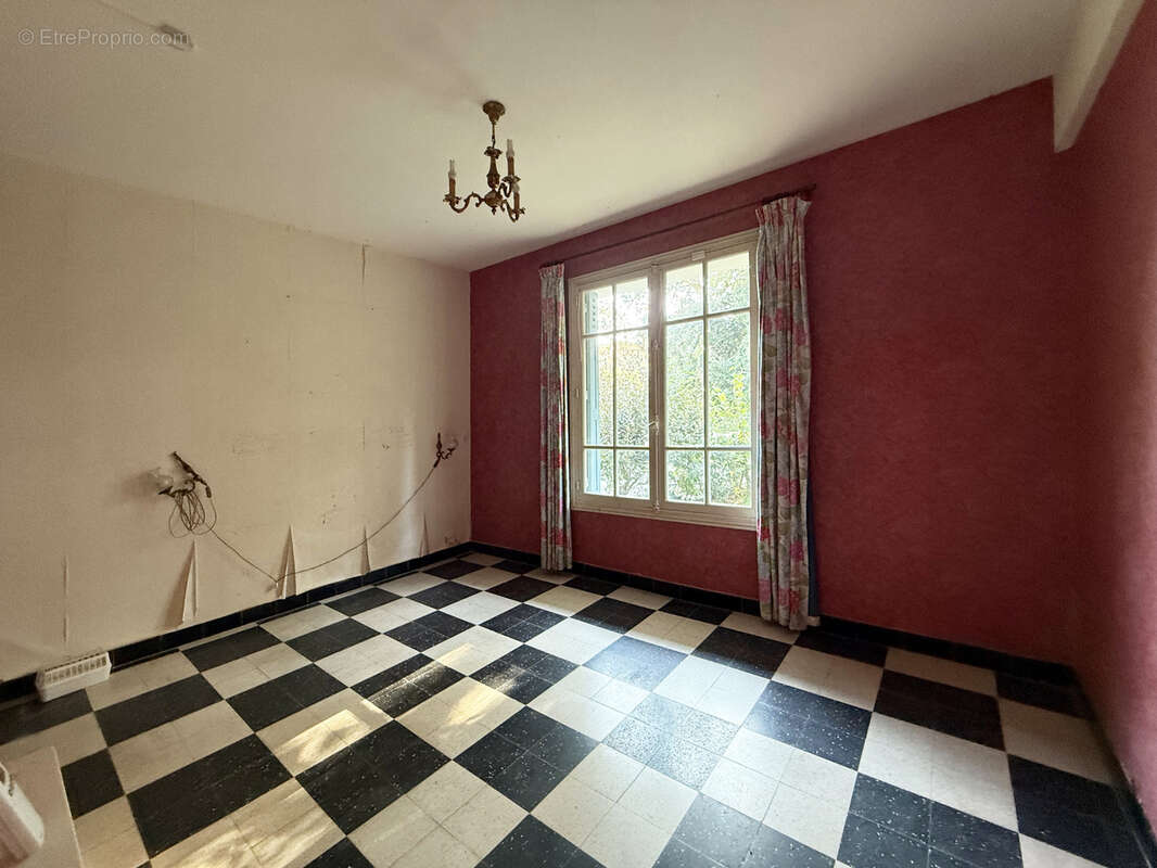 Maison à SAINT-GEORGES-DE-DIDONNE