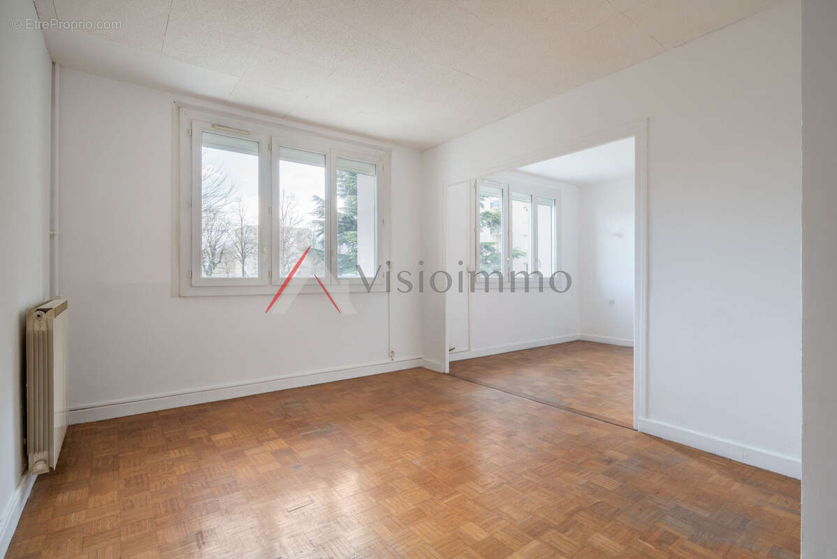 Appartement à SEYSSINET-PARISET