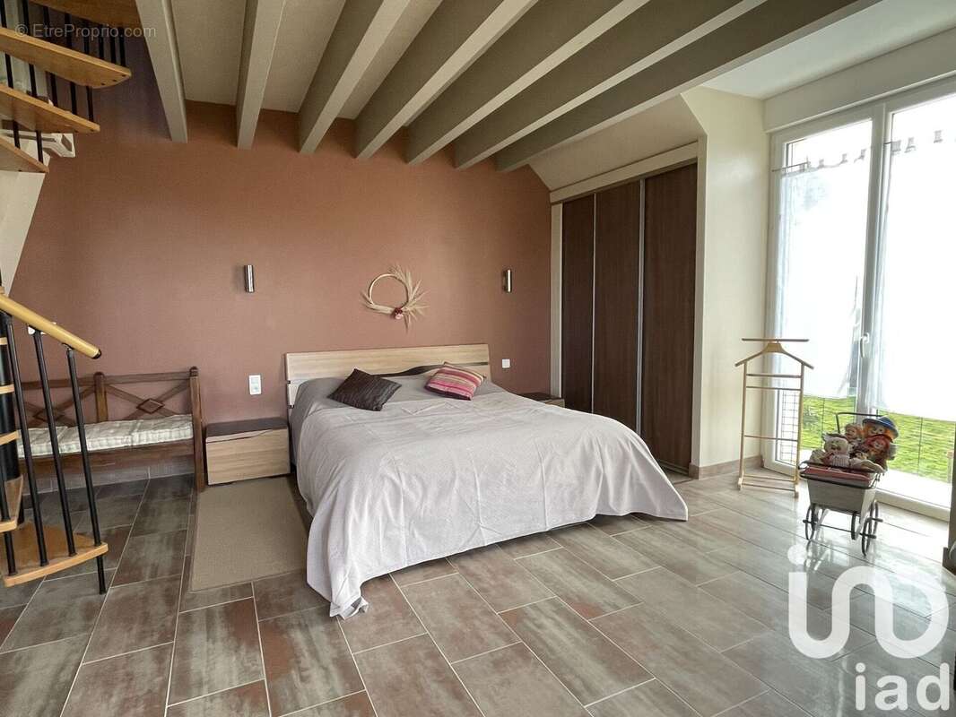 Photo 9 - Maison à NEUILLE-PONT-PIERRE