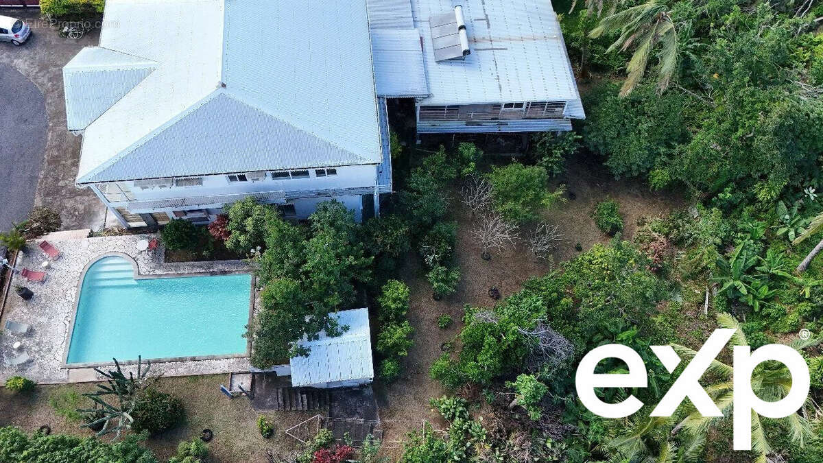 Maison à SAINTE-SUZANNE