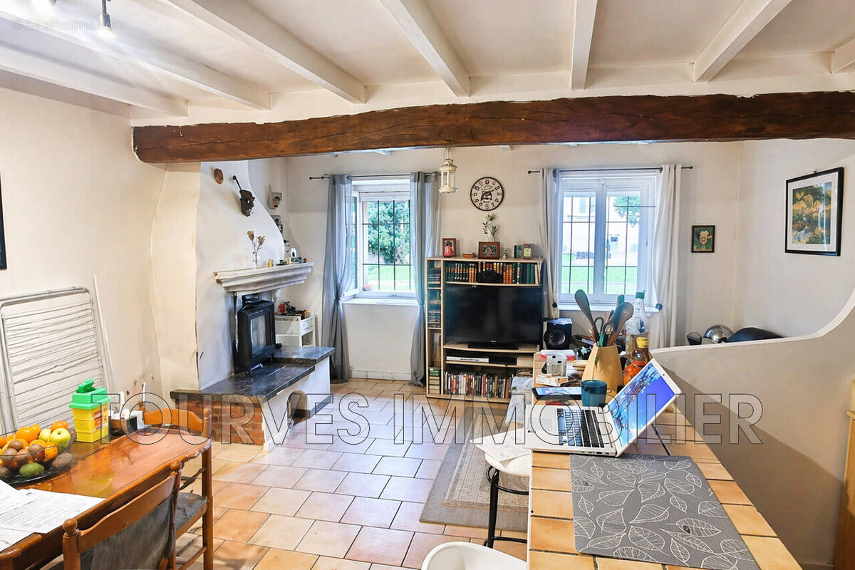 Appartement à TOURVES