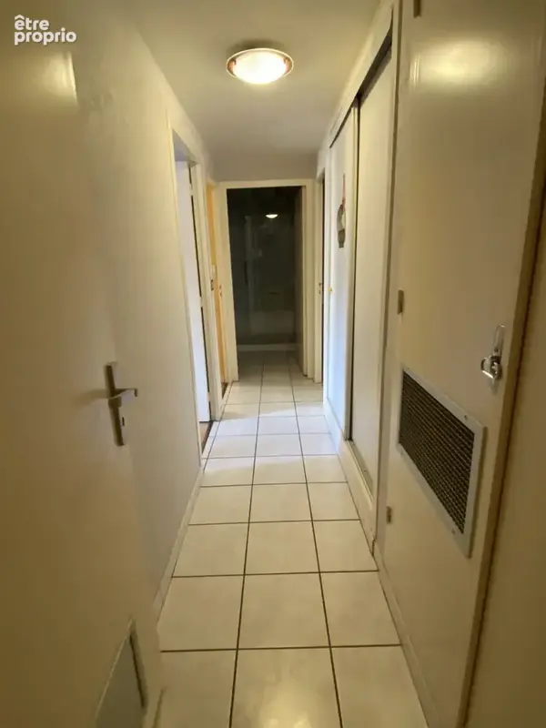 Appartement 4 pièces 70 m² à vendre à Valence (26000) - photo 3