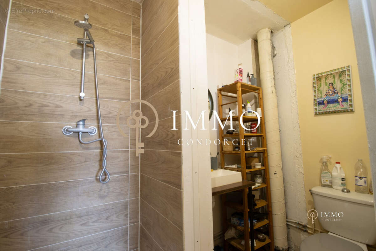 Appartement à L&#039;HAY-LES-ROSES