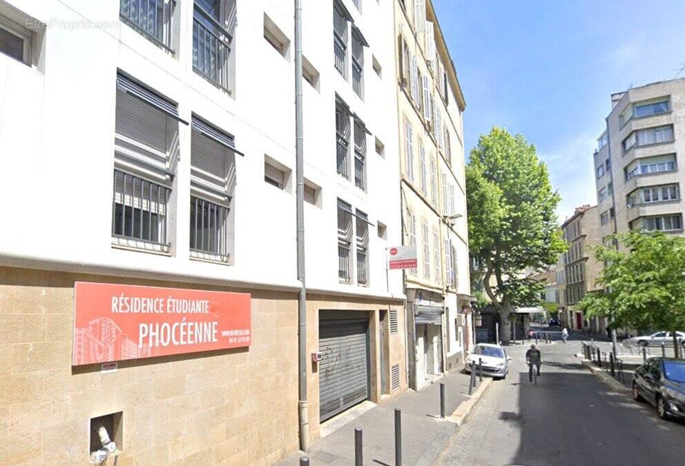 Appartement à MARSEILLE-3E