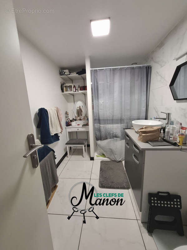 Appartement à BESSINES-SUR-GARTEMPE