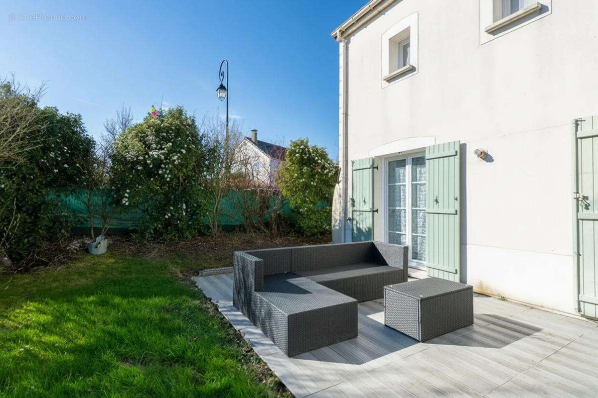 Maison à ROUVRES