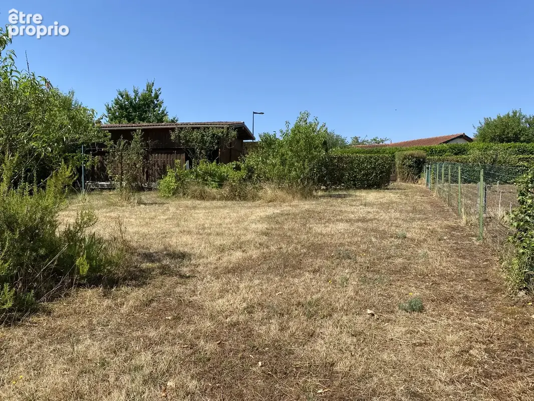 Parcelle de terrain à bâtir à Chazay-d'Azergues hors lotissement - photo 5
