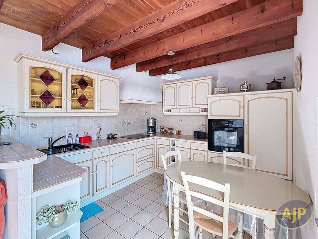 Maison à VIEILLEVIGNE