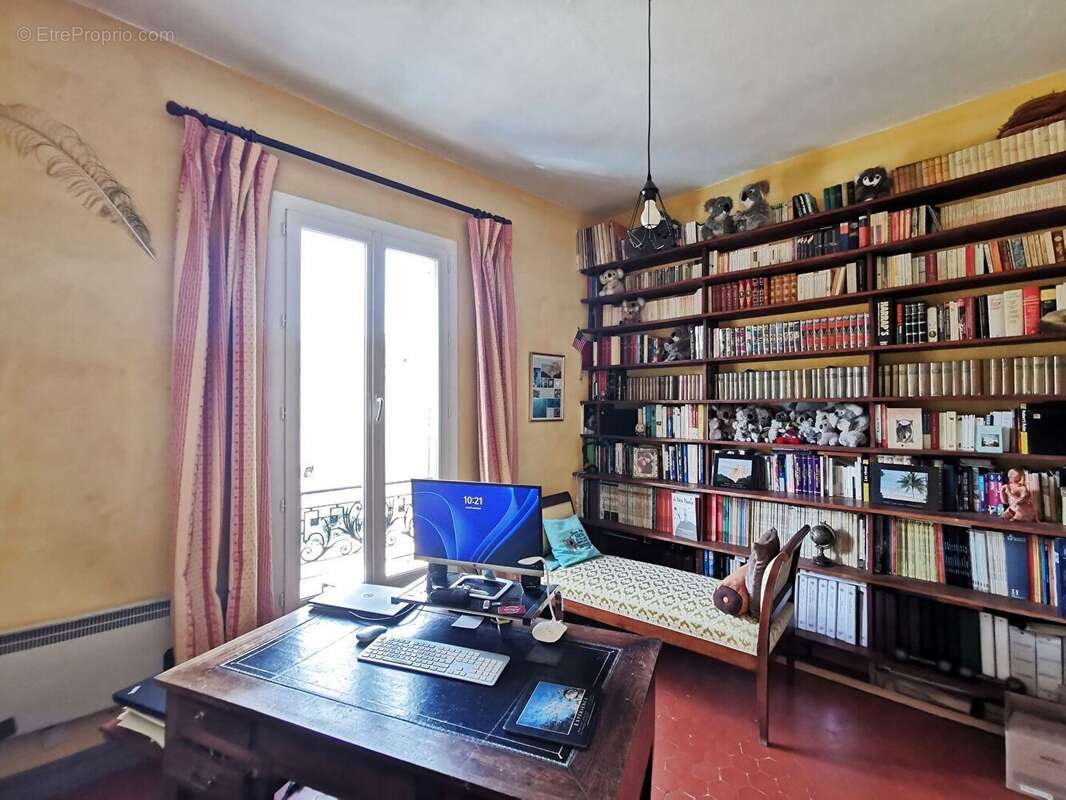 appartement  intra muros t3 1er etage - photo 9