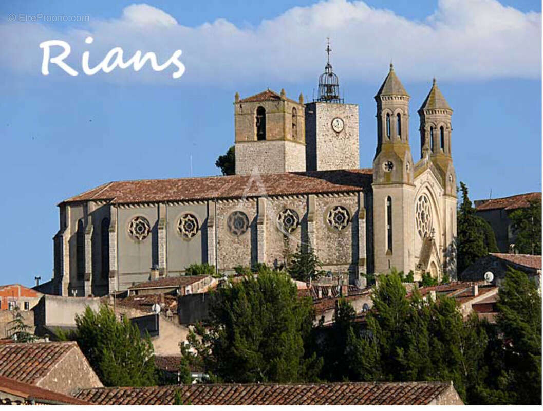Terrain à RIANS