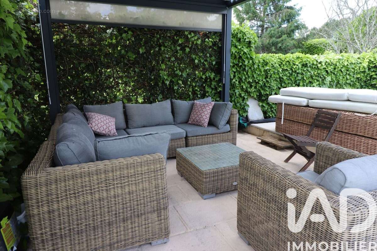 Maison 164 m² à Orignolles  - photo 8