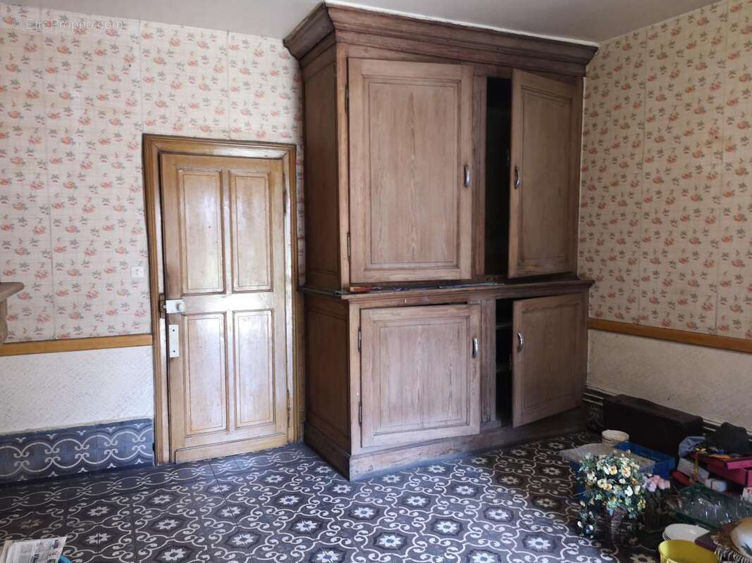 Maison à THUN-SAINT-MARTIN