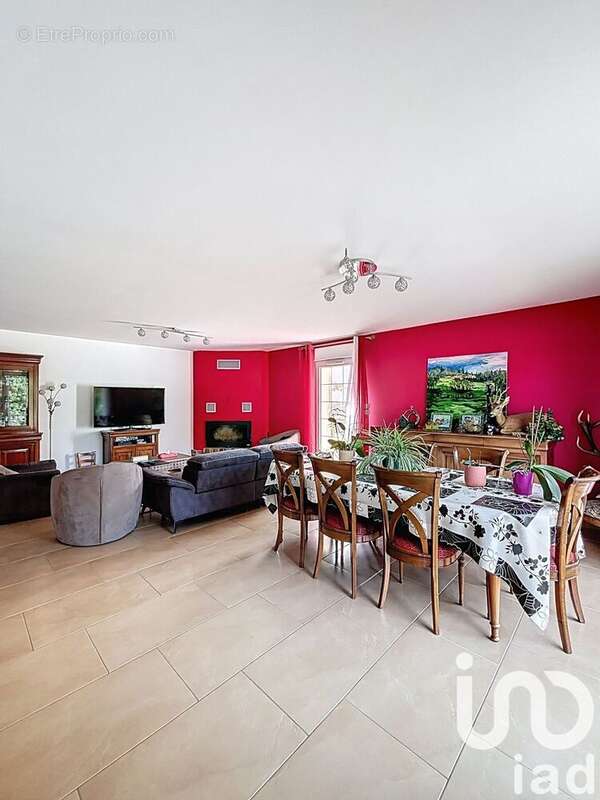 Photo 2 - Maison à MONTMIRAIL