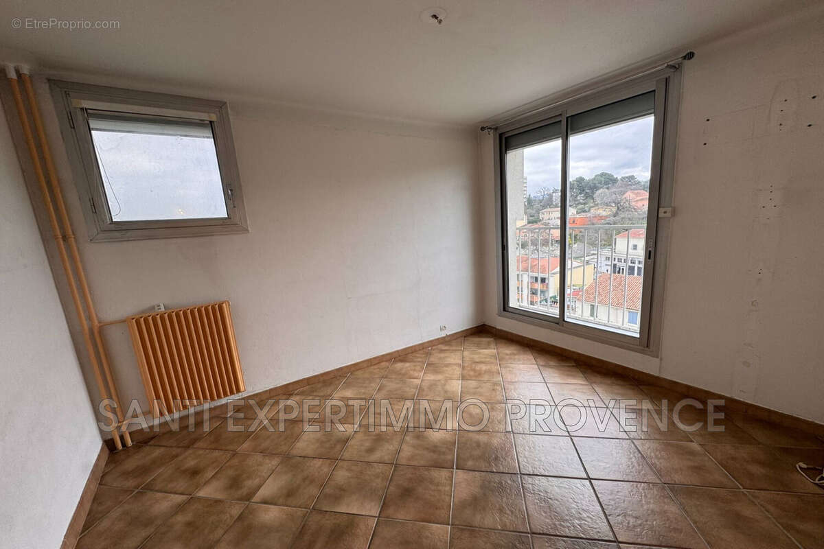 Appartement à AUBAGNE