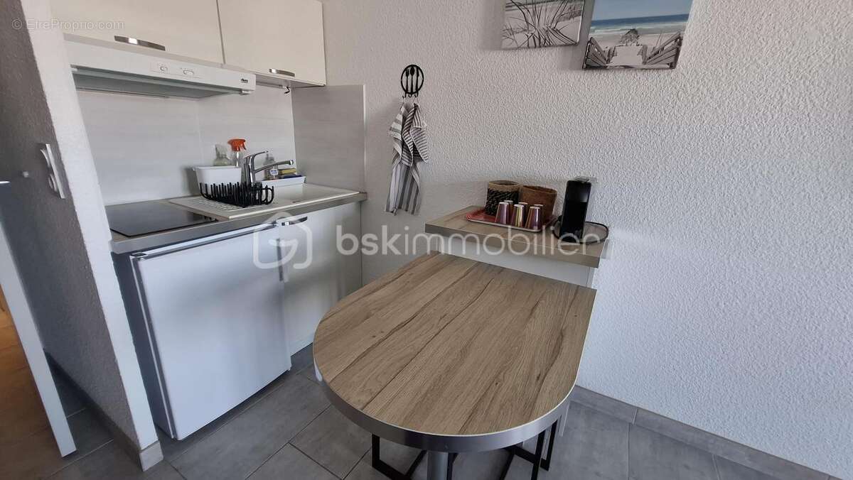 Studio sur la Corniche à 50m de la plage - photo 6