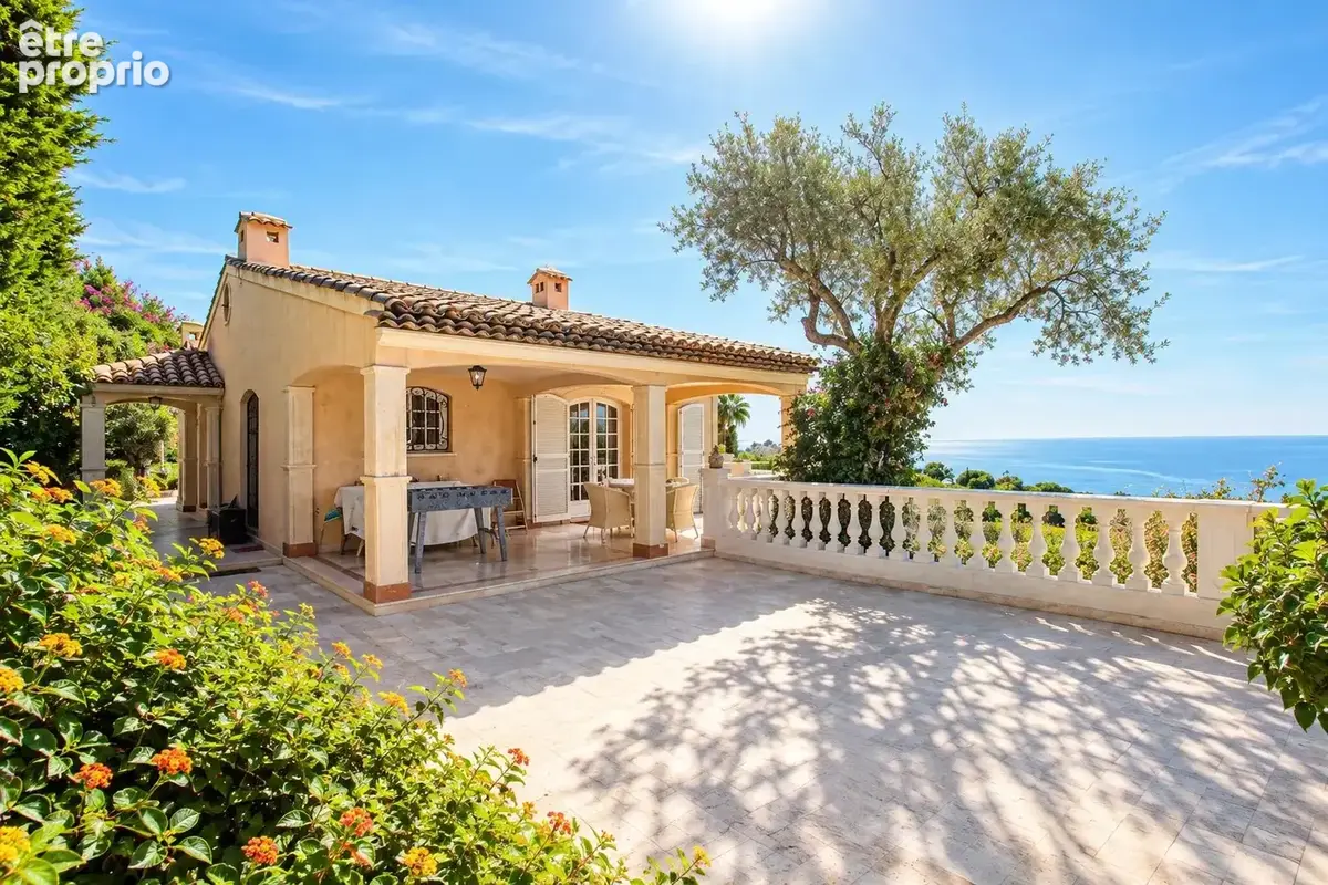 Cap d'ail - villa 350m²  terrain 1425m²  vue mer - photo 10