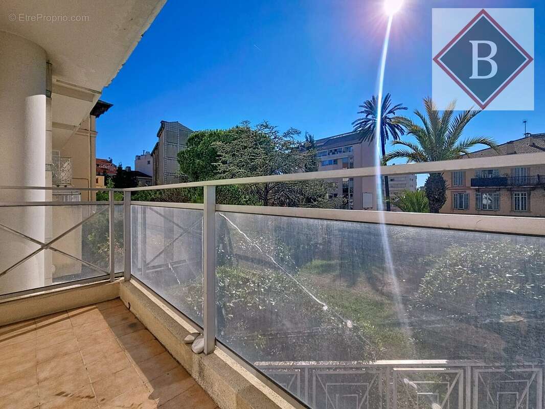 Appartement à CANNES