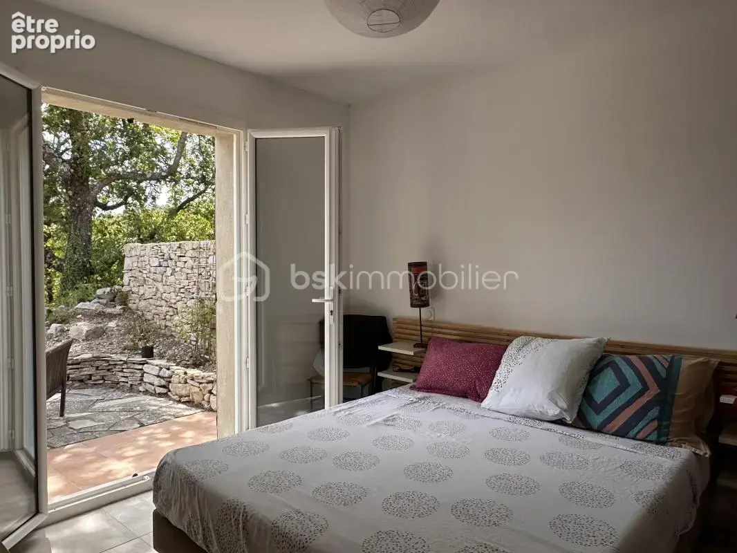 Maison récente – 3 chambres + bureau, terrain de 500 m² avec piscine - photo 7