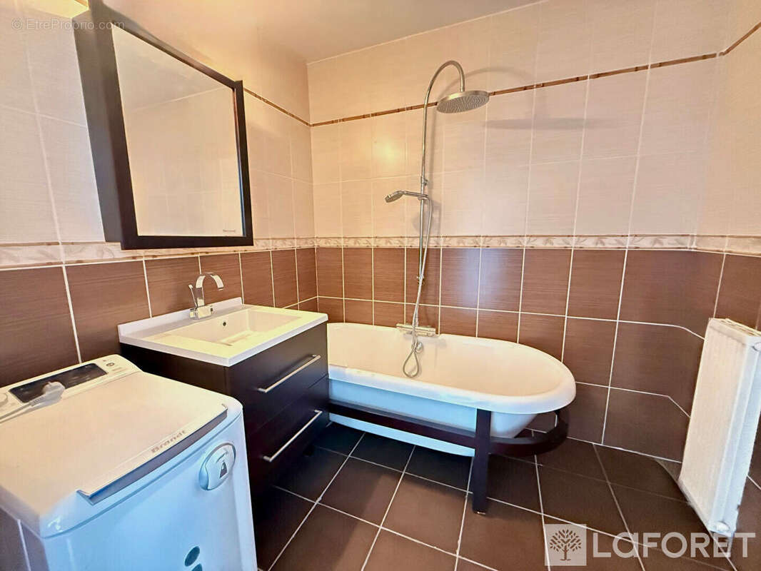 Appartement à ASNIERES-SUR-SEINE