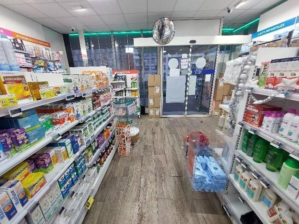 Commerce à IVRY-SUR-SEINE