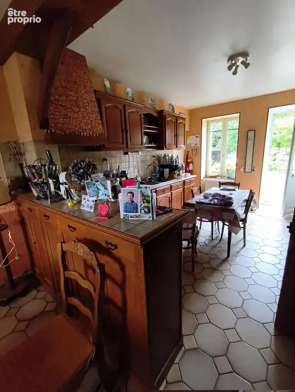 Maison 207 m² à Saint-Fraimbault  - photo 3