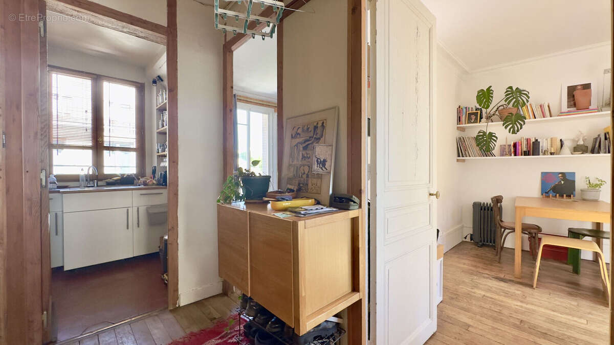 Appartement à PARIS-20E