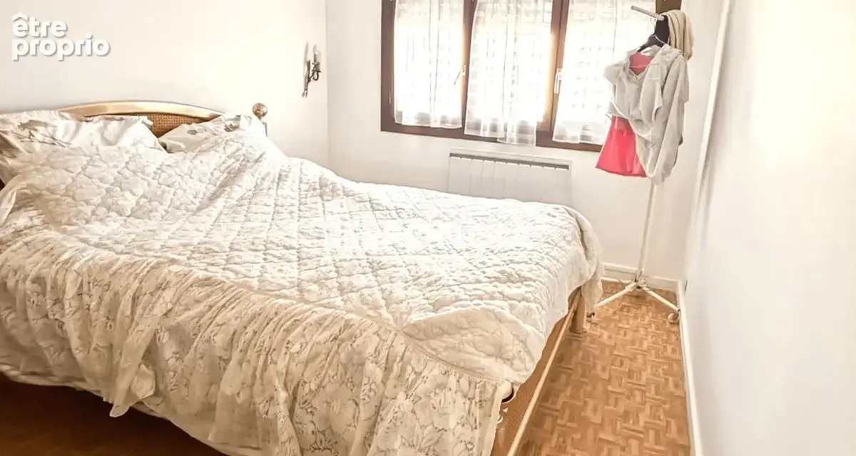 Noiseau – Maison familiale, 3 chambres, véranda et jardin de 450 m² – 363 500 € - photo 8