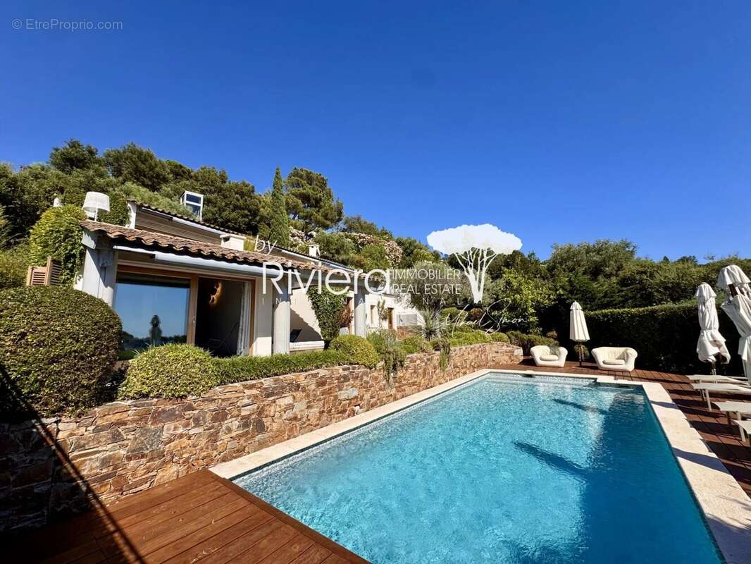 Villa d'exception avec vue mer panoramique, piscine et ascen - photo 8