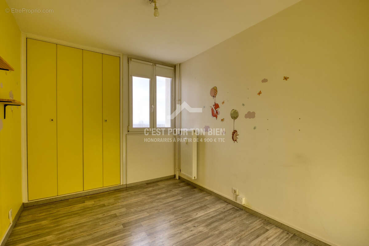 Appartement à MONS-EN-BAROEUL