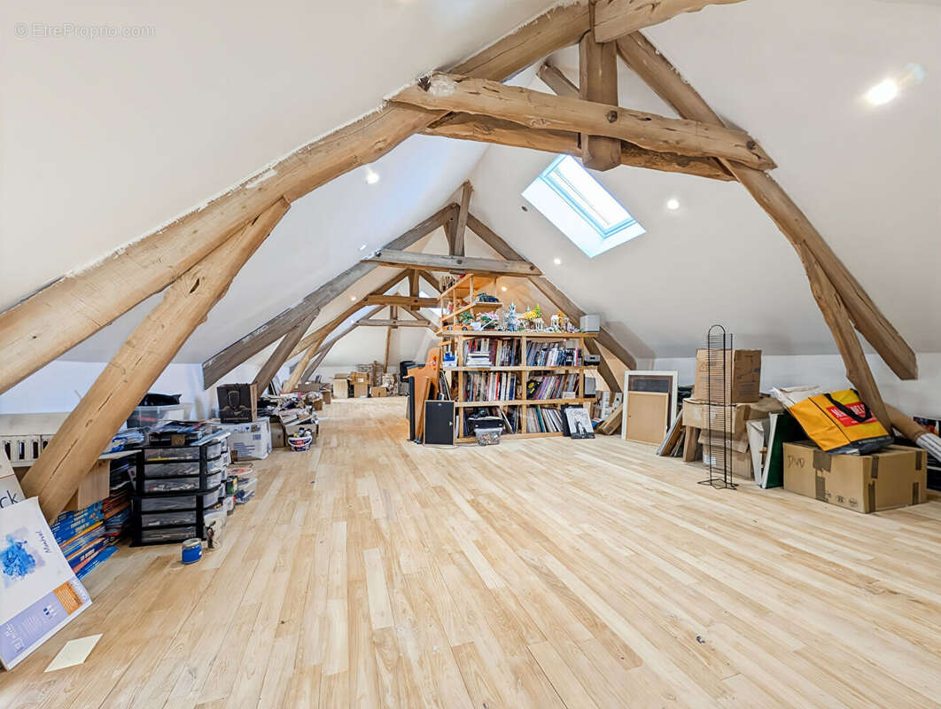 Maison à MONSEMPRON-LIBOS