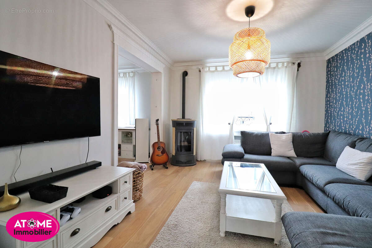 Maison à SAINTE-MARIE-AUX-CHENES