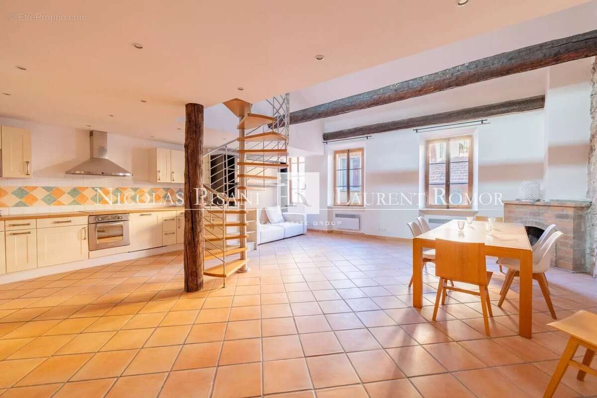 Appartement à VILLEFRANCHE-SUR-MER