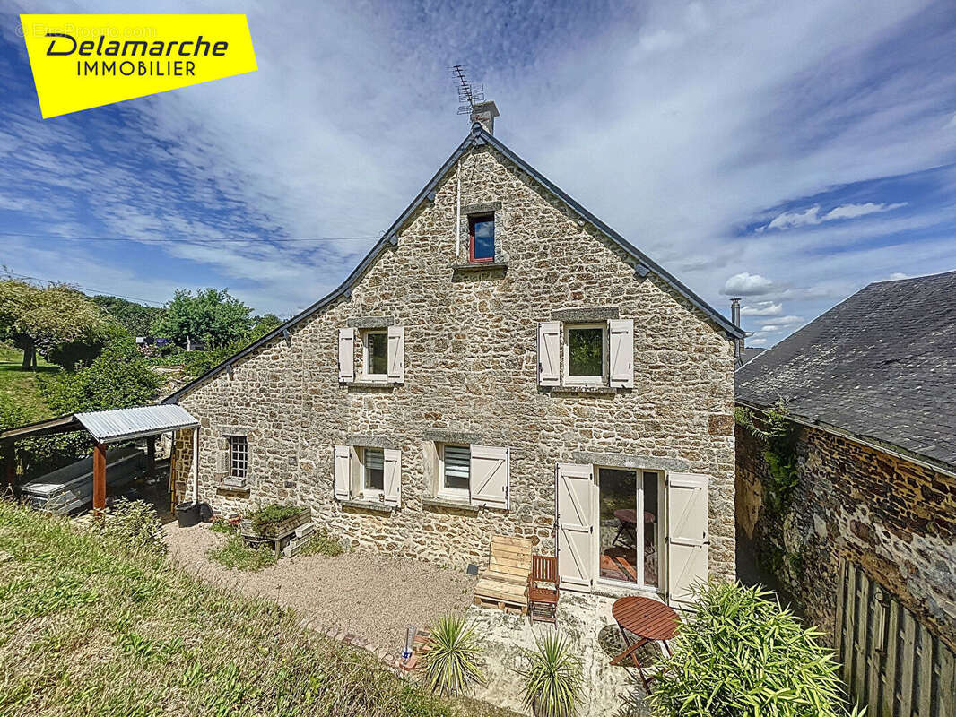 Maison à PONTS