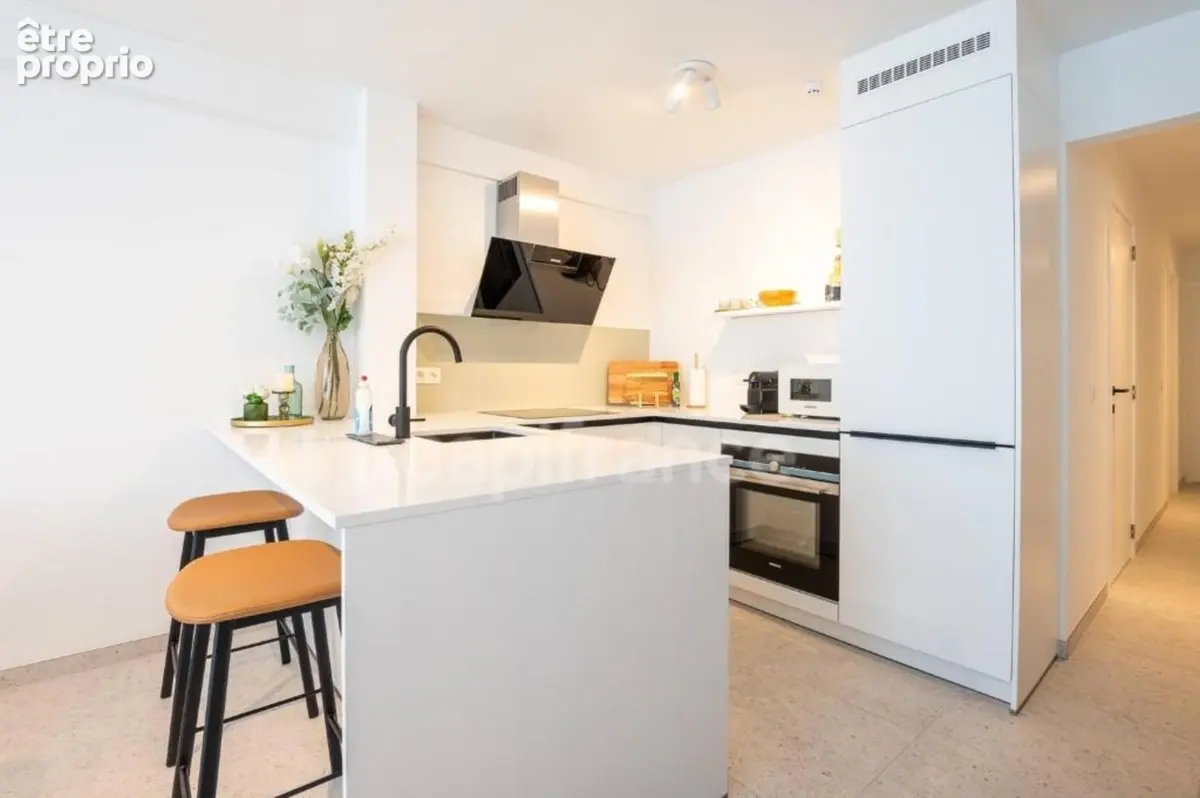Appartement T4 Duplex - 76m² - 1 garage - 2 places de sationnements - 1 cave - photo 2